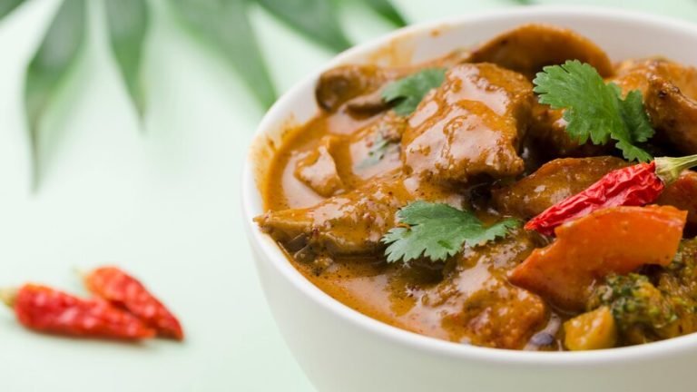 bowl-homemade-stew-close-up_23-2148494753